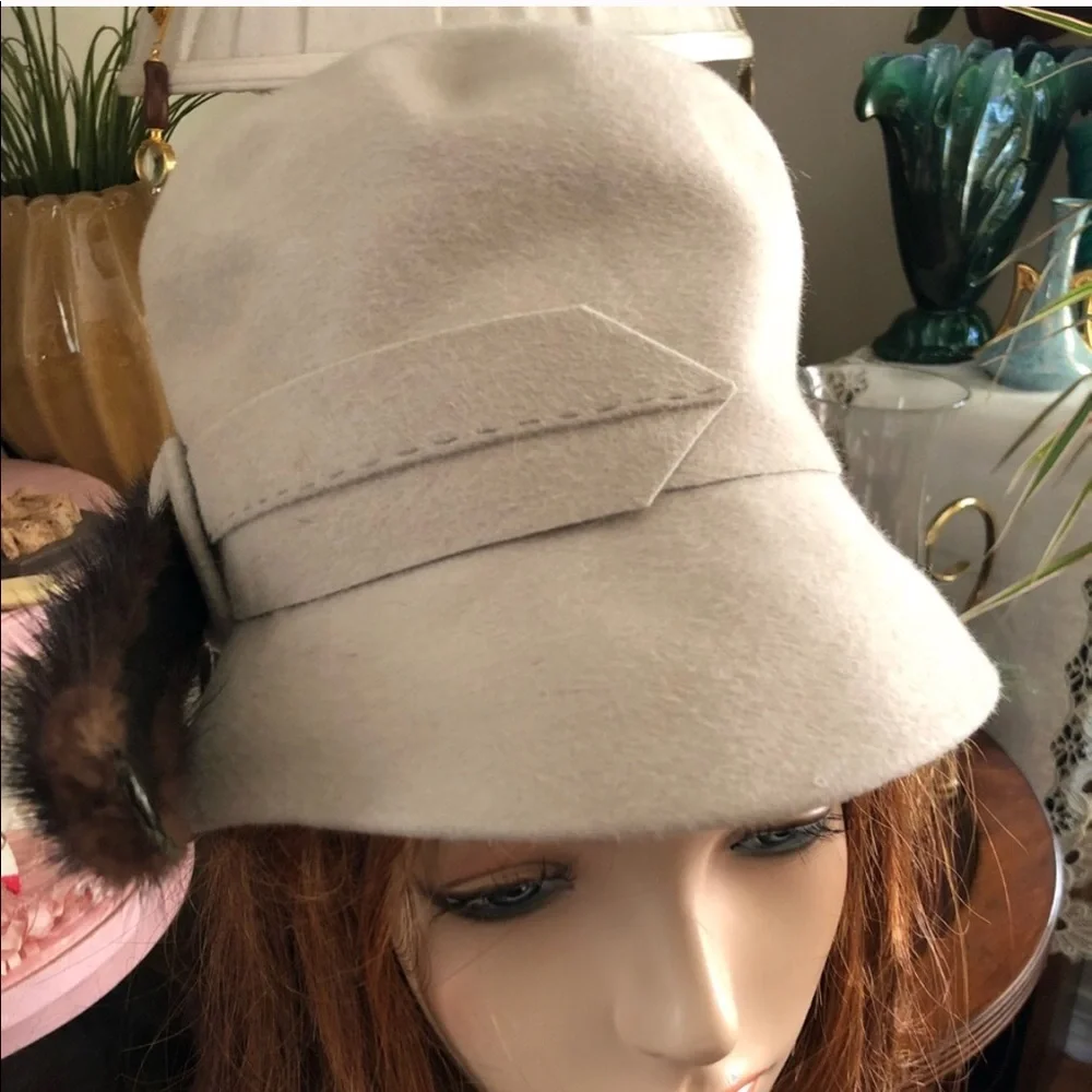 Vintage Gray Wool Hat with Mink Embellishment - Picture 7 of 11